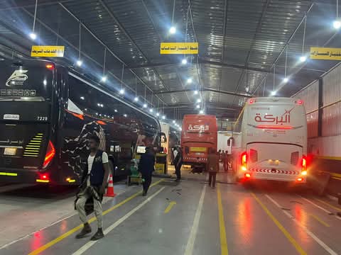قيم العمل في أوتو لاب: الإتقان والأمانة وحسن خدمة العميل